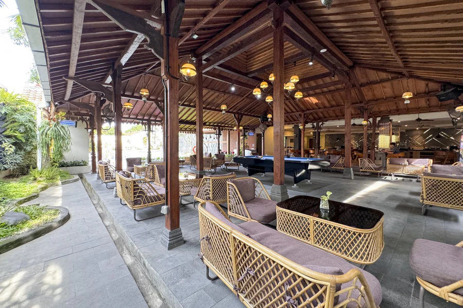 Cozy Restaurant